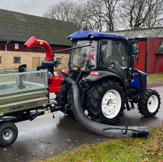 záhradný vysávač lístia za traktor