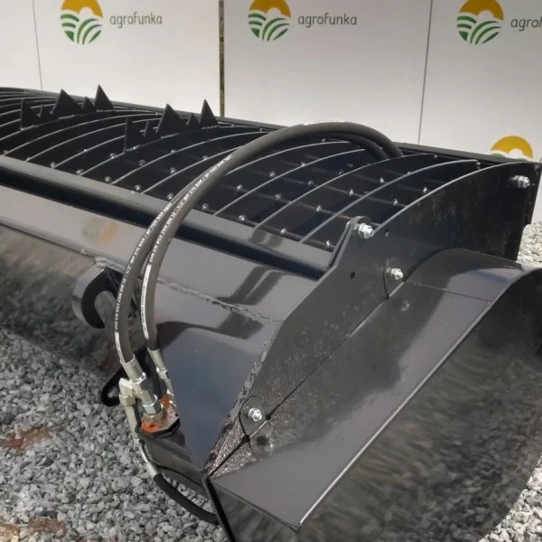 Miešacia lopata 600 l Euro upínanie